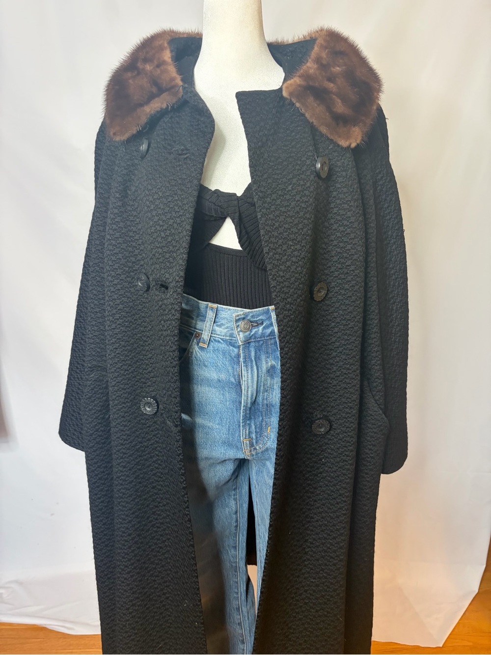 Vintage Black Textured Long Trench Coat with Brown Fur Collar